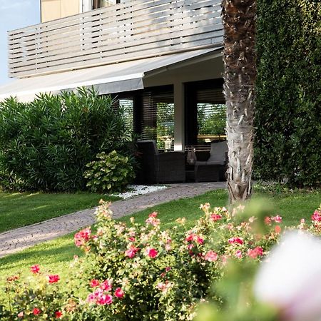 Julias Guesthouse Ora / Auer Eksteriør billede