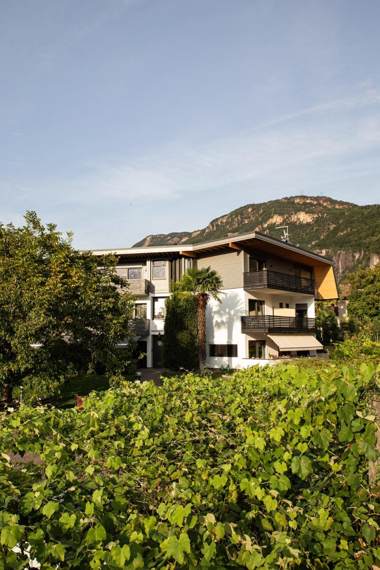 Julias Guesthouse Ora / Auer Eksteriør billede